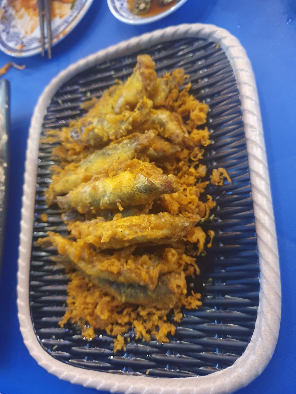 멸치집 이미지