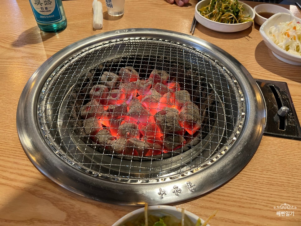 돈돈멍석숯불갈비 이미지