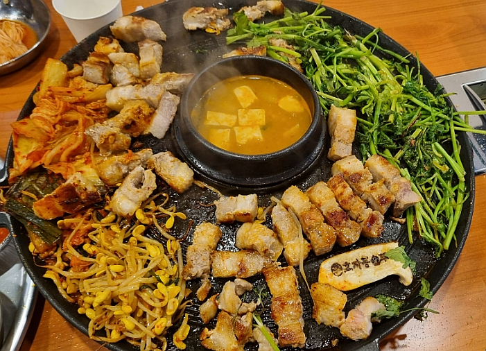 효자동솥뚜껑신정역점 이미지