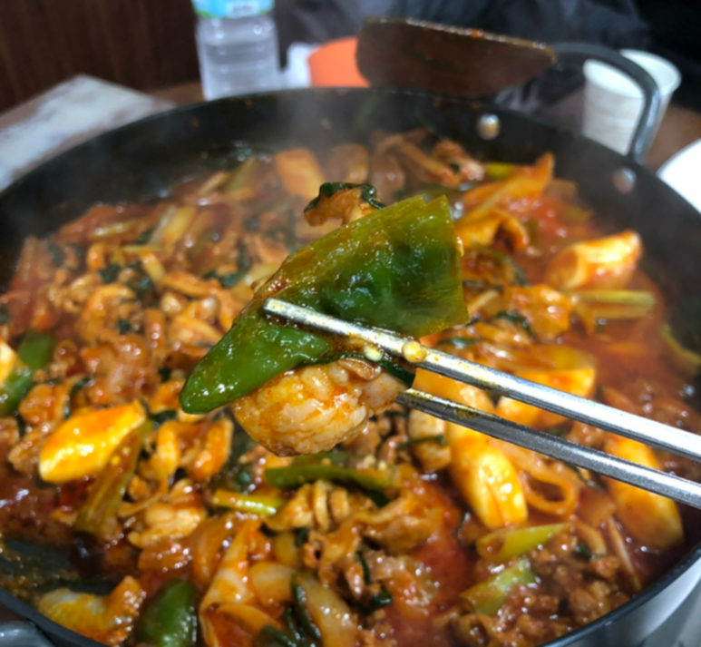 오리갈비닭갈비 이미지