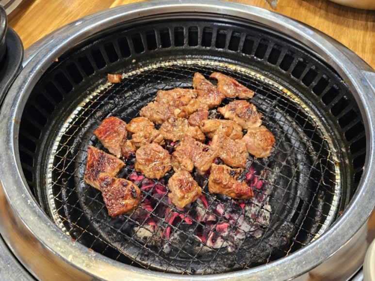 솔가숯불갈비 이미지