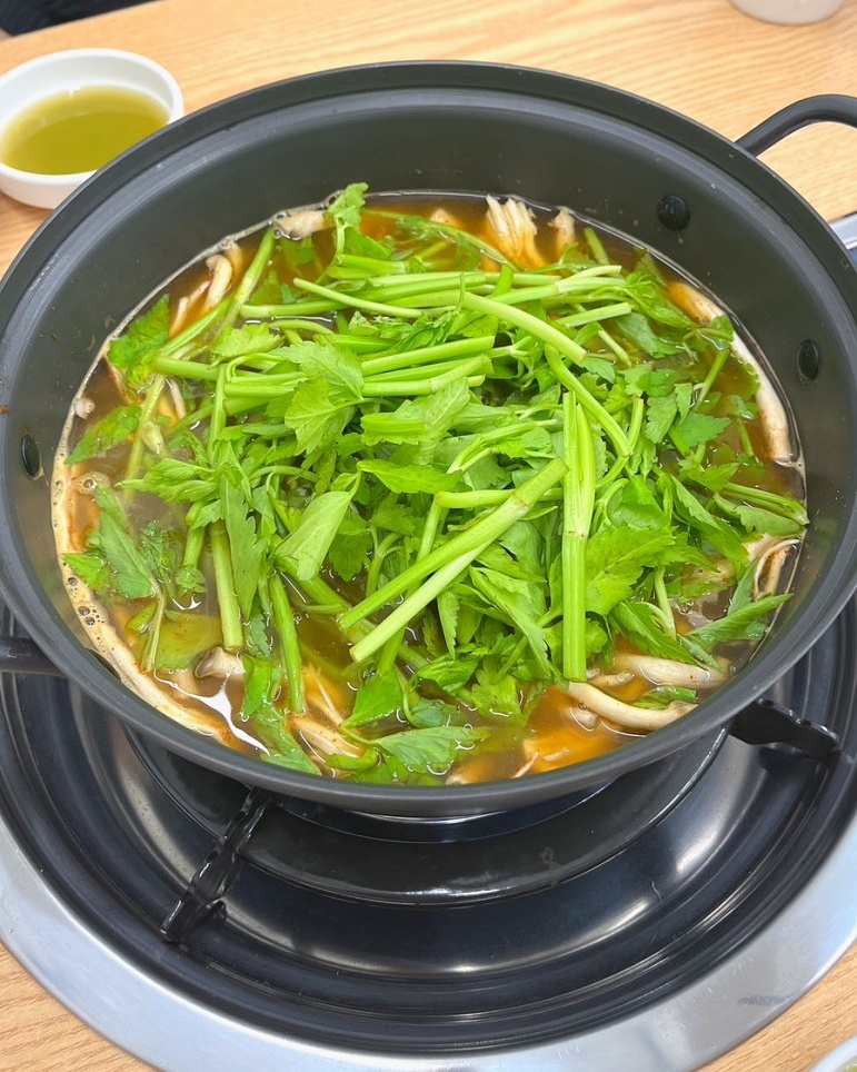 얼큰이손칼국수 이미지