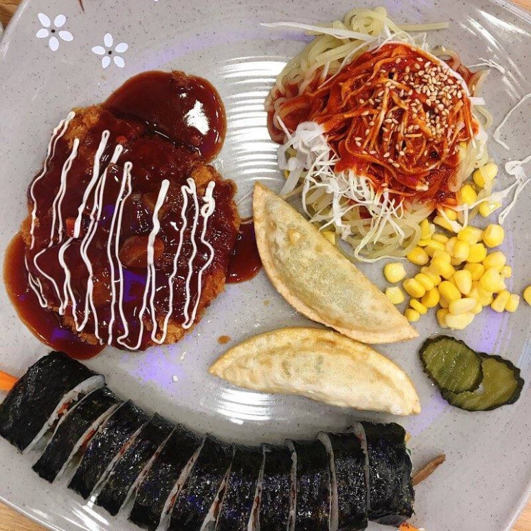 정식김밥 이미지