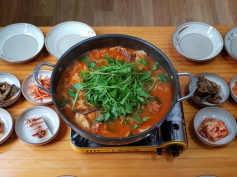 고향민물매운탕 이미지