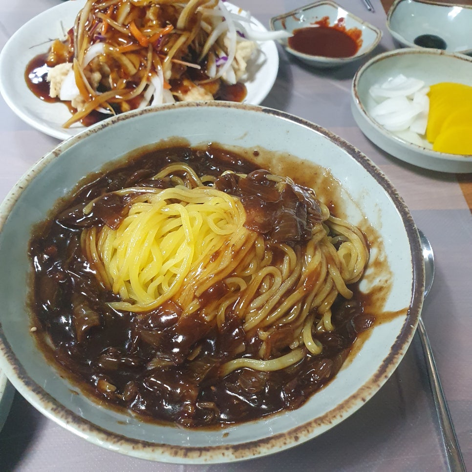 명인만두청수행정타운점 이미지