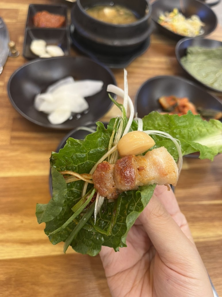 용식이삼겹덕례점 이미지
