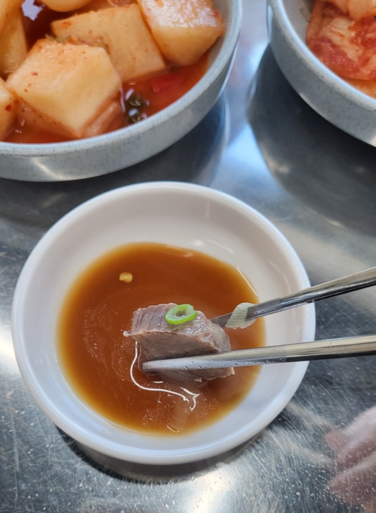 한우뚝배기소머리국밥 이미지