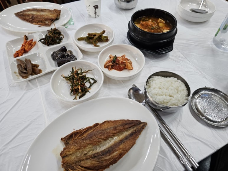 맛고을고등어정식 이미지