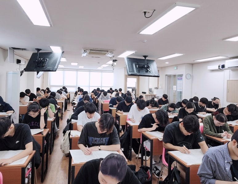 학고재독서실 이미지