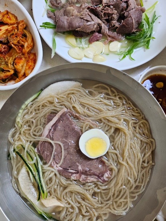 버들냉면 이미지