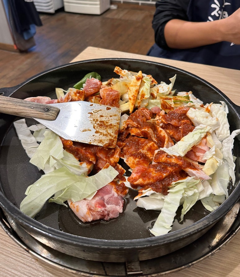 항아리철판닭갈비막국수파주점 이미지