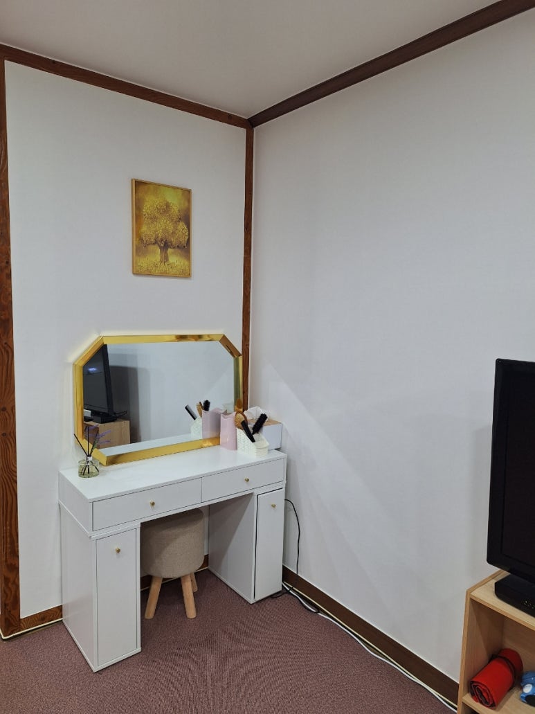 화사한스킨앤바디 이미지