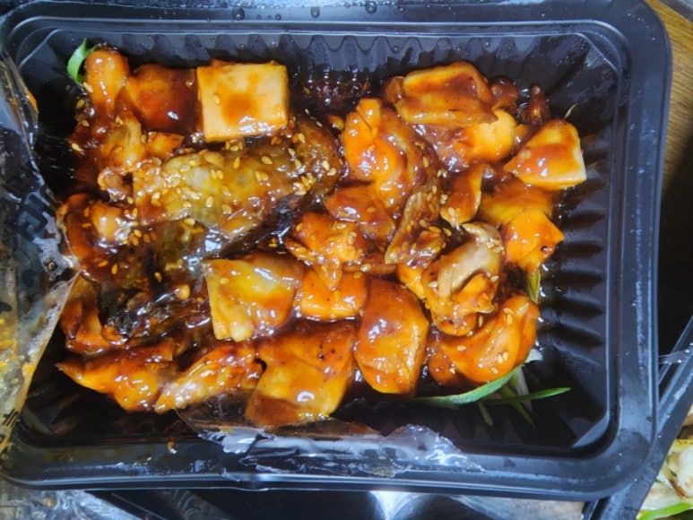 불아더숯불바베큐치킨 이미지