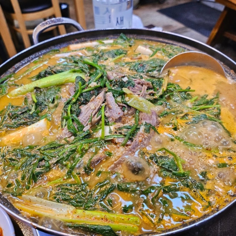주원흑염소탕 이미지