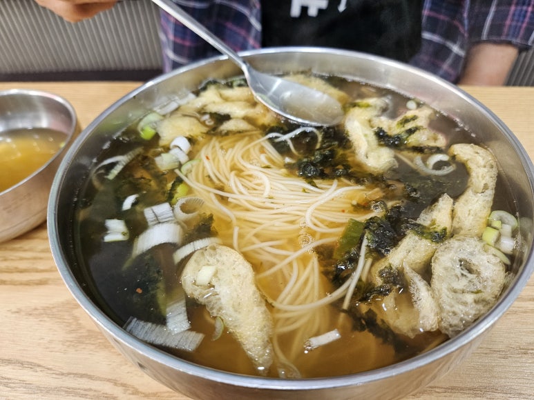 24시멸치국수 이미지