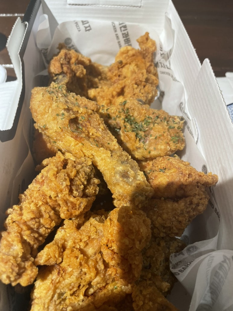 치킨과바람피자 화순점 사진 8