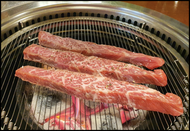 흑우정 이미지