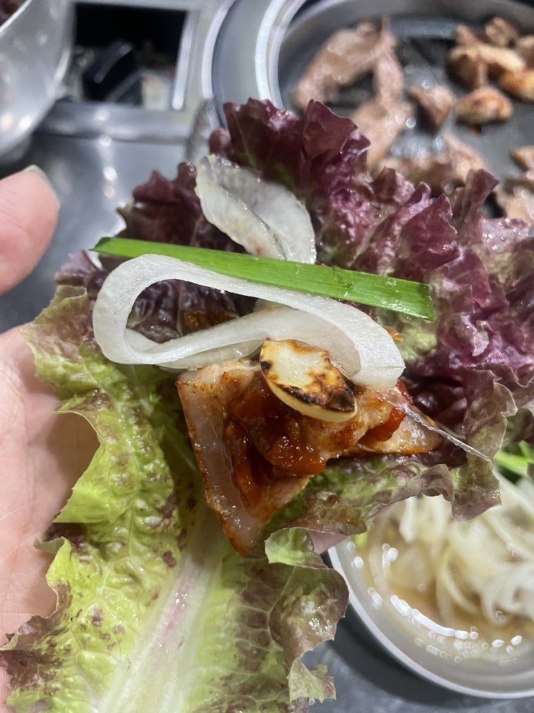 꿀꿀이뒷고기 이미지
