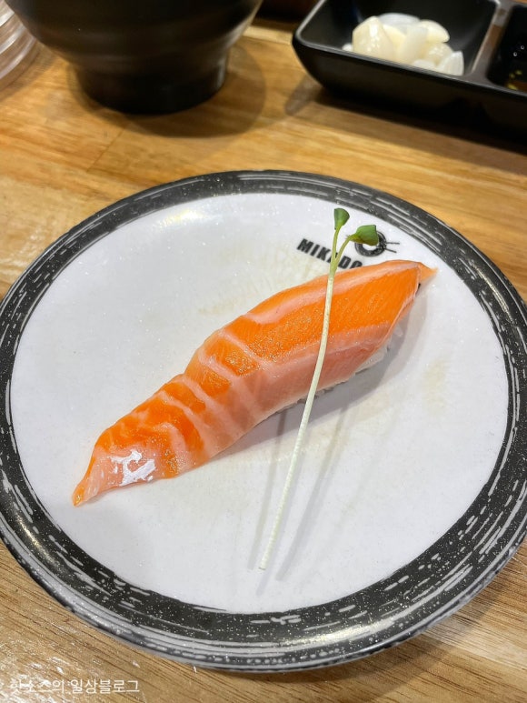 미카도스시은계점 이미지