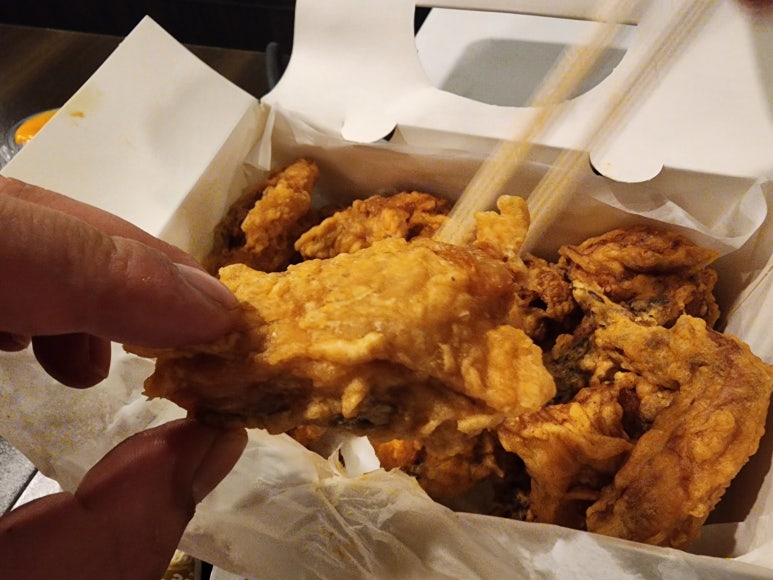 몽이두마리치킨 이미지