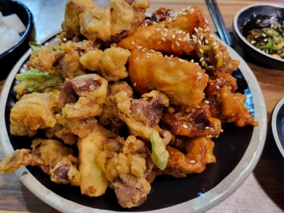 똥집창고 이미지