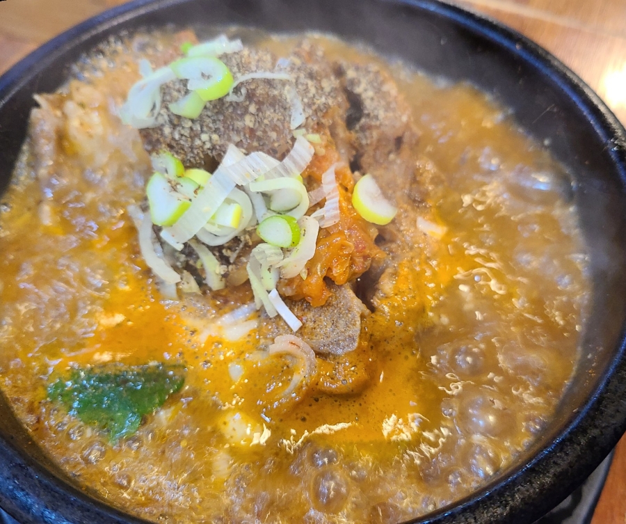 차돌이해장국 이미지
