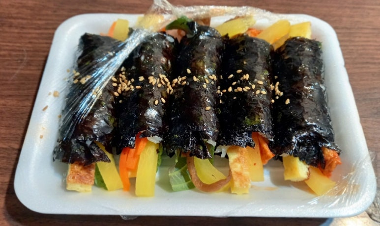 비비꼬마김밥 이미지