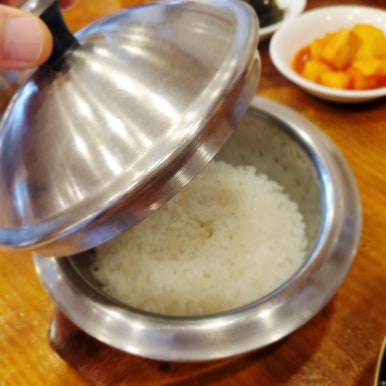 장터가마솥국밥 이미지