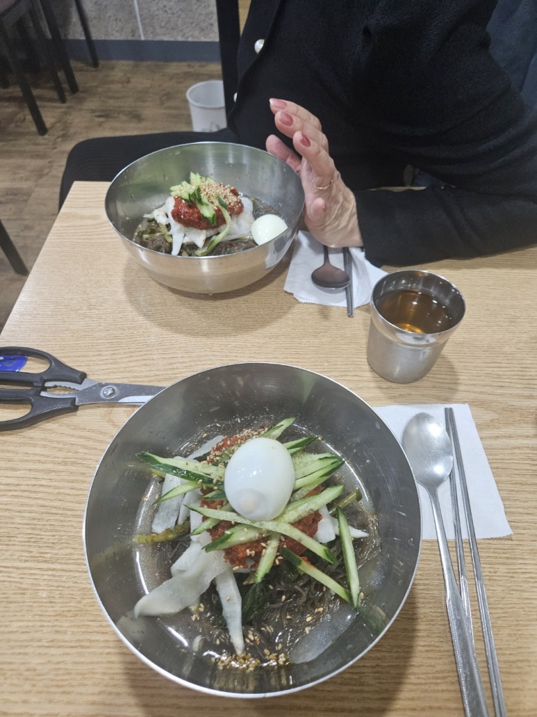 삼거리냉면 이미지