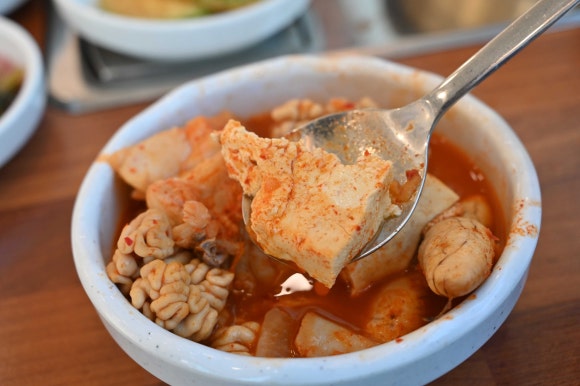 욱이반찬 이미지