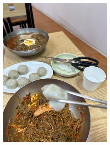 전통밀면 이미지