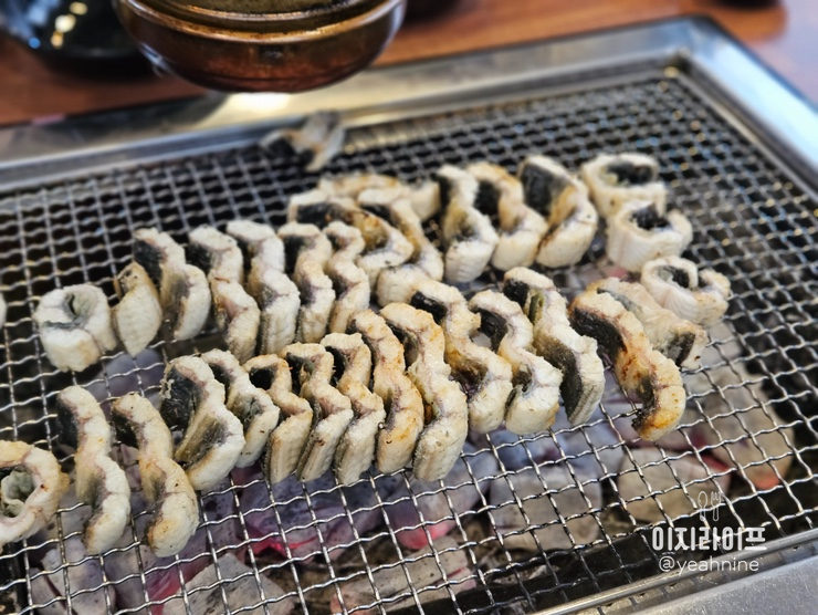 용진숯불장어 이미지