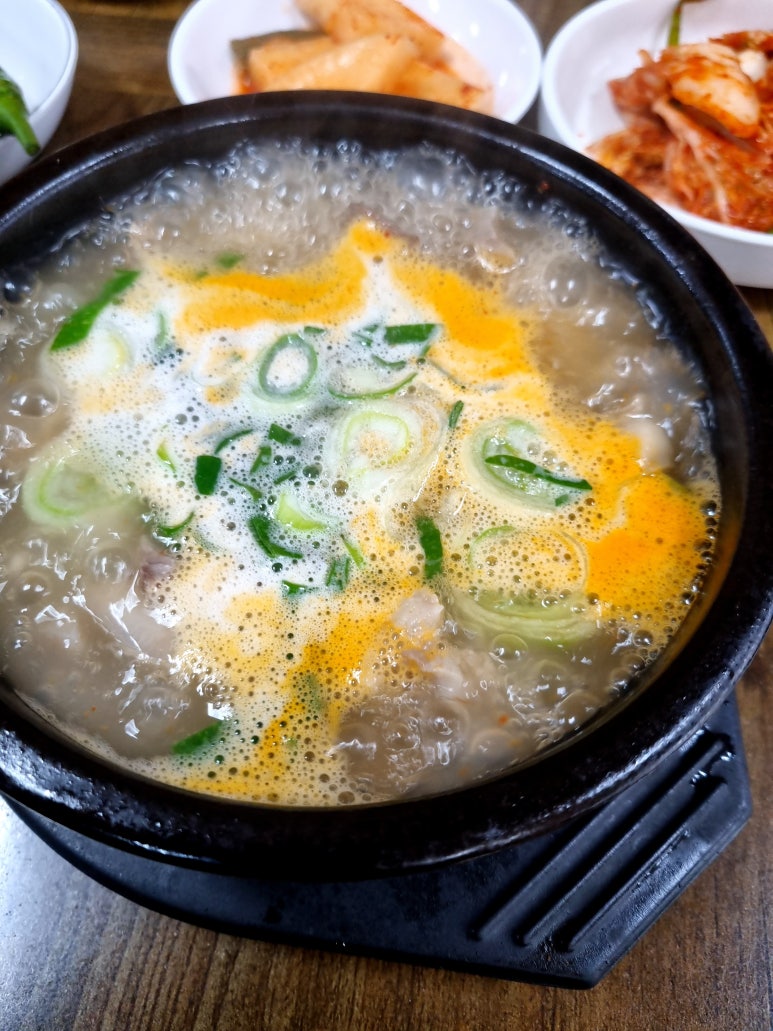 신인하국밥 이미지
