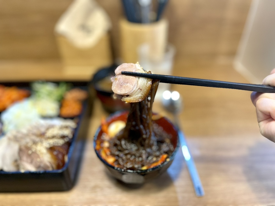 고수족발 이미지