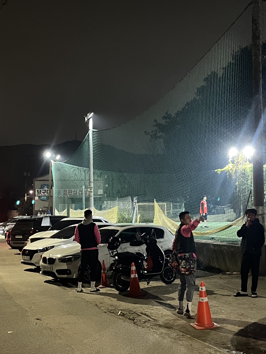 휘슬풋살장 이미지