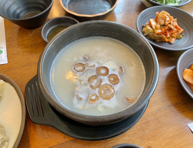 뉴욕쟁이한우국밥 이미지