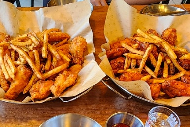 공만치킨명촌점 이미지