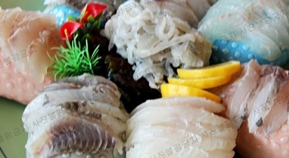 석모도유천횟집 이미지