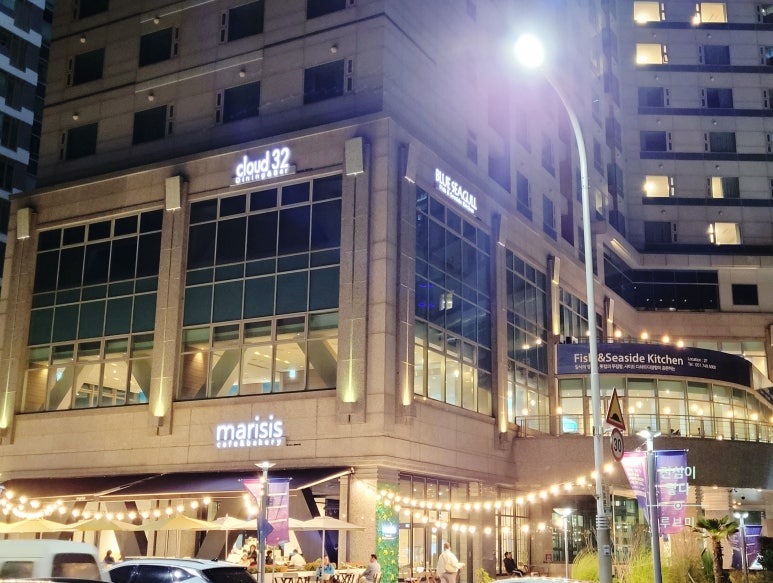 1층카페(1F Cafe) 이미지