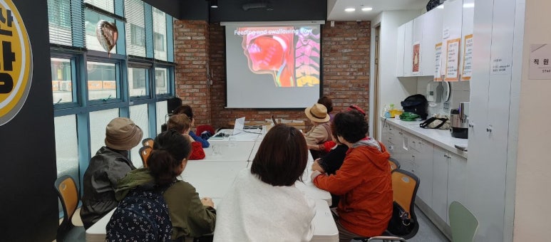 까페봄 이미지