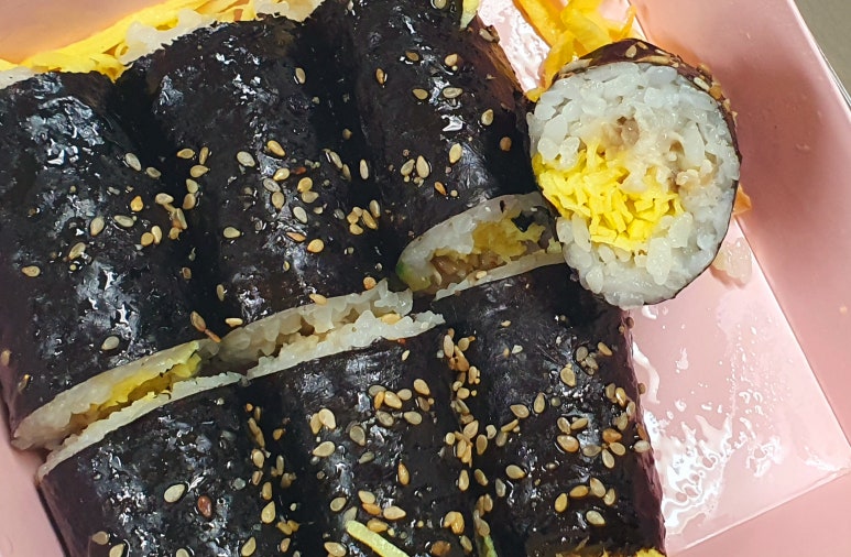 쪼꼬미김밥 이미지