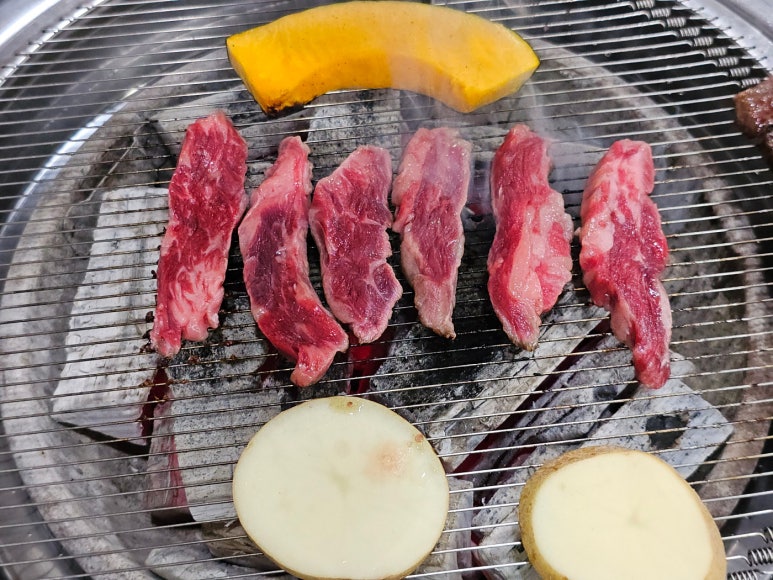 정담한우한돈 이미지