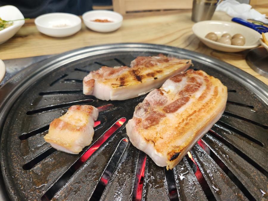 영동숯불생고기 이미지