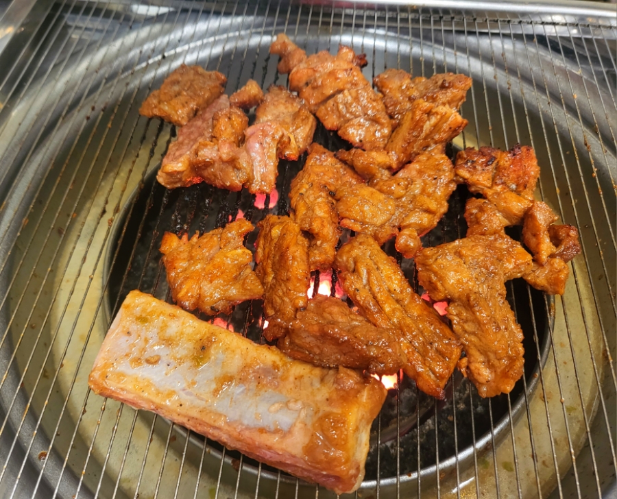 소문난구공탄소갈비살 이미지