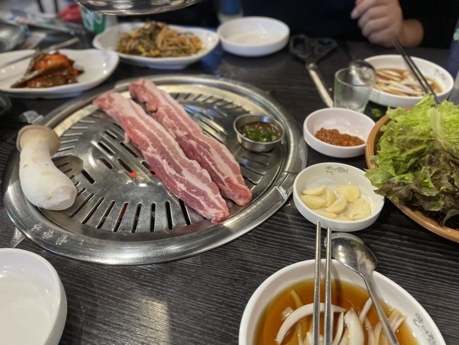 공릉숯불생고기 이미지