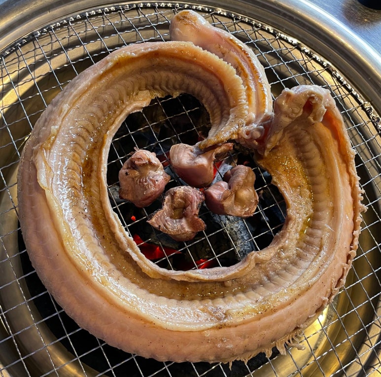 꼼지락숯불꼼장어 이미지