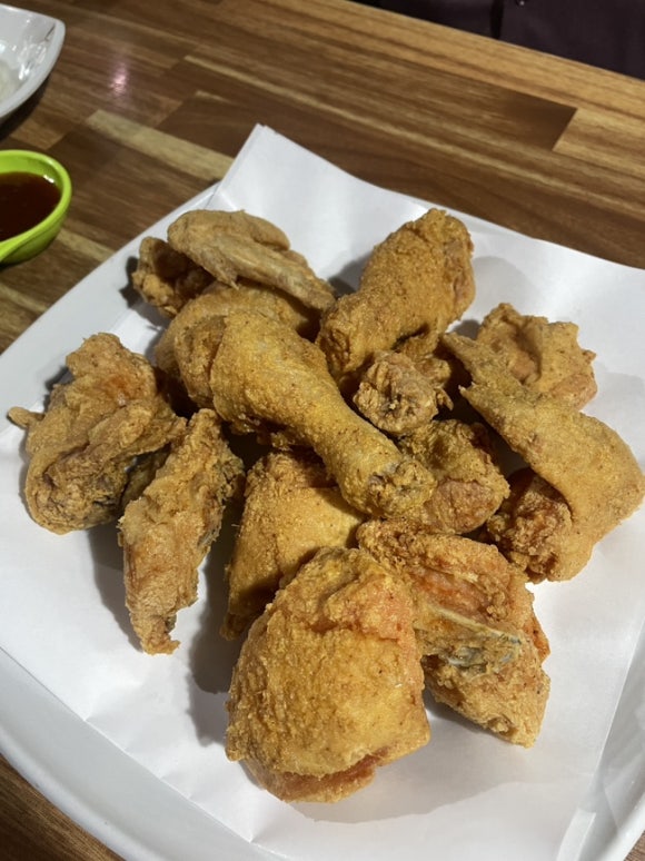 전서방네치킨 이미지