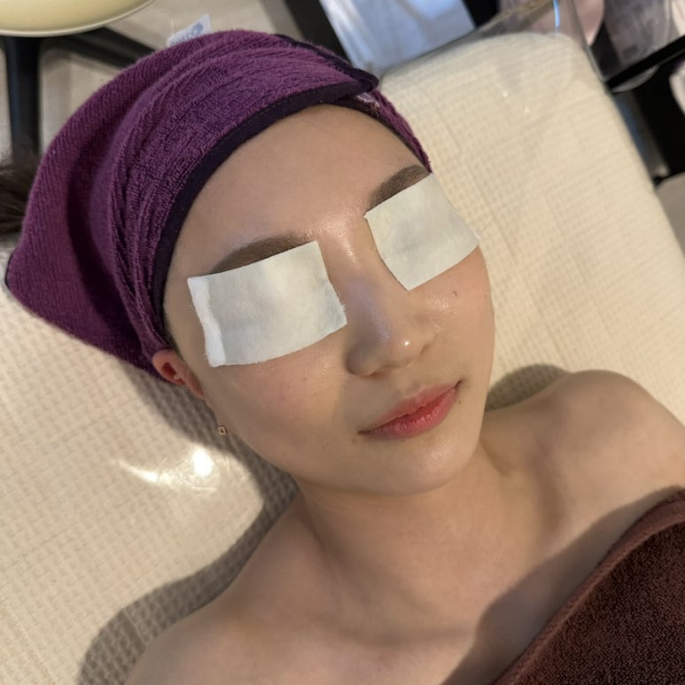 화사한스킨앤바디 이미지