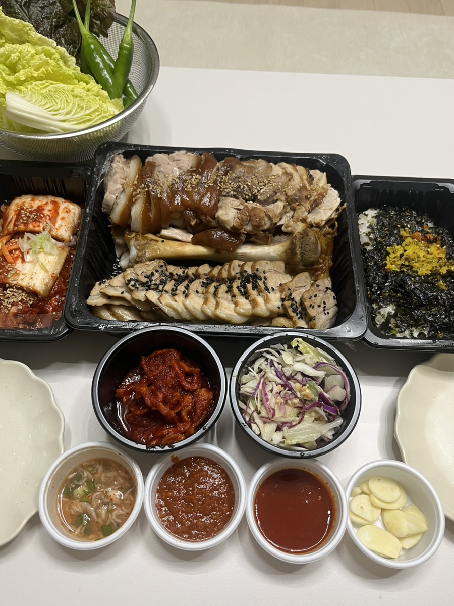 오로지족발 이미지