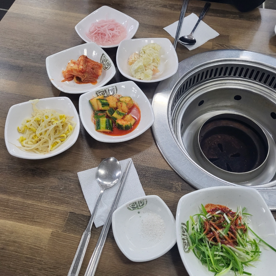 참돼지깡통구이 이미지